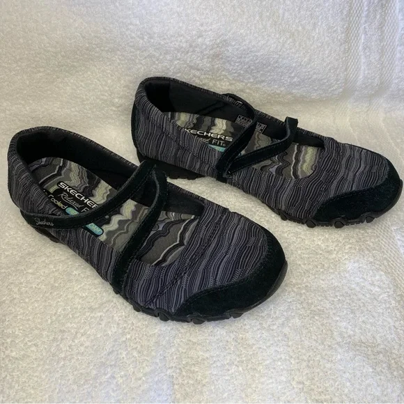 Skechers Bikers Ripples Mary Jane Shoes Womens Size 6 Textured Black 49343 EUC - Picture 3 of 13